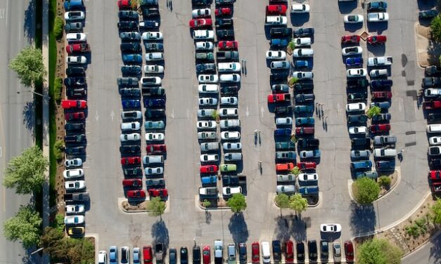 Parcul auto al României a ajuns pentru prima dată în istorie la 10 milioane de vehicule